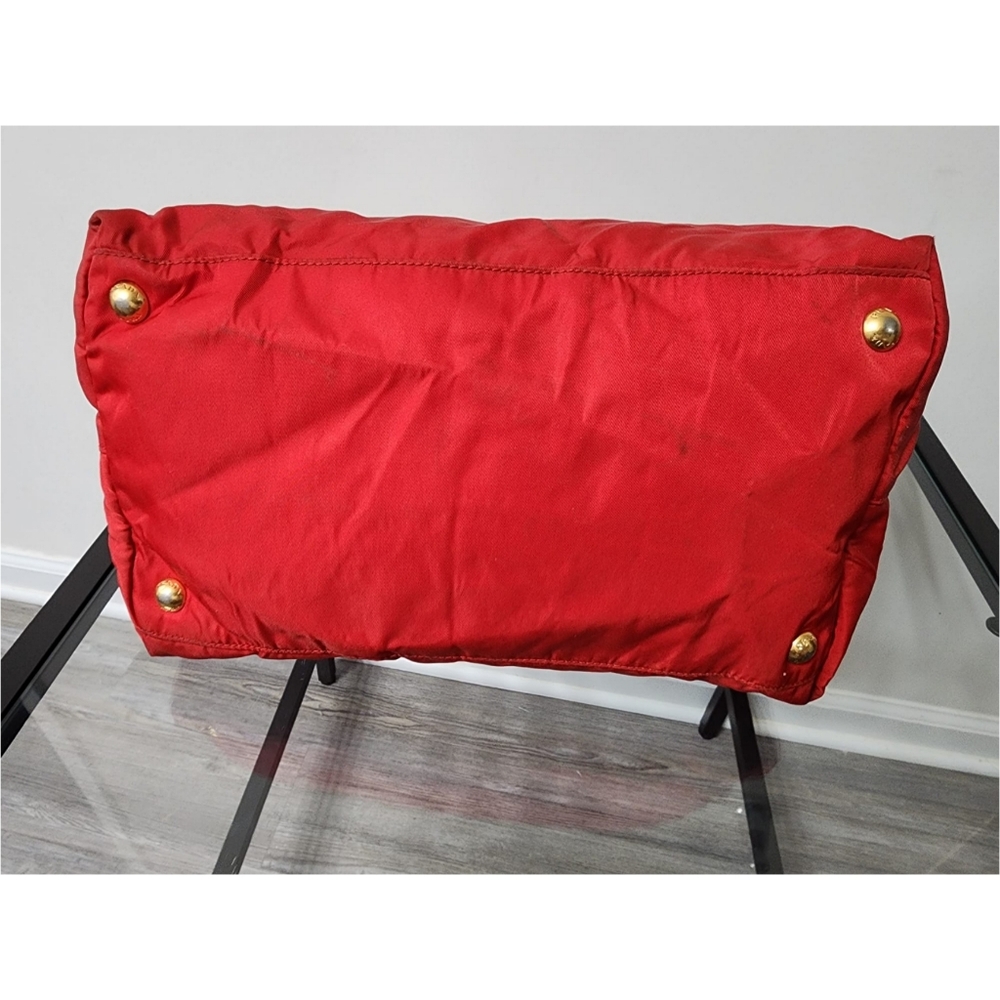 Prada Nylon Saffiano-Trimmed Tessuto Tote Red - Picture 9 of 15